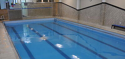 piscina coberta, aquecida e salenizada